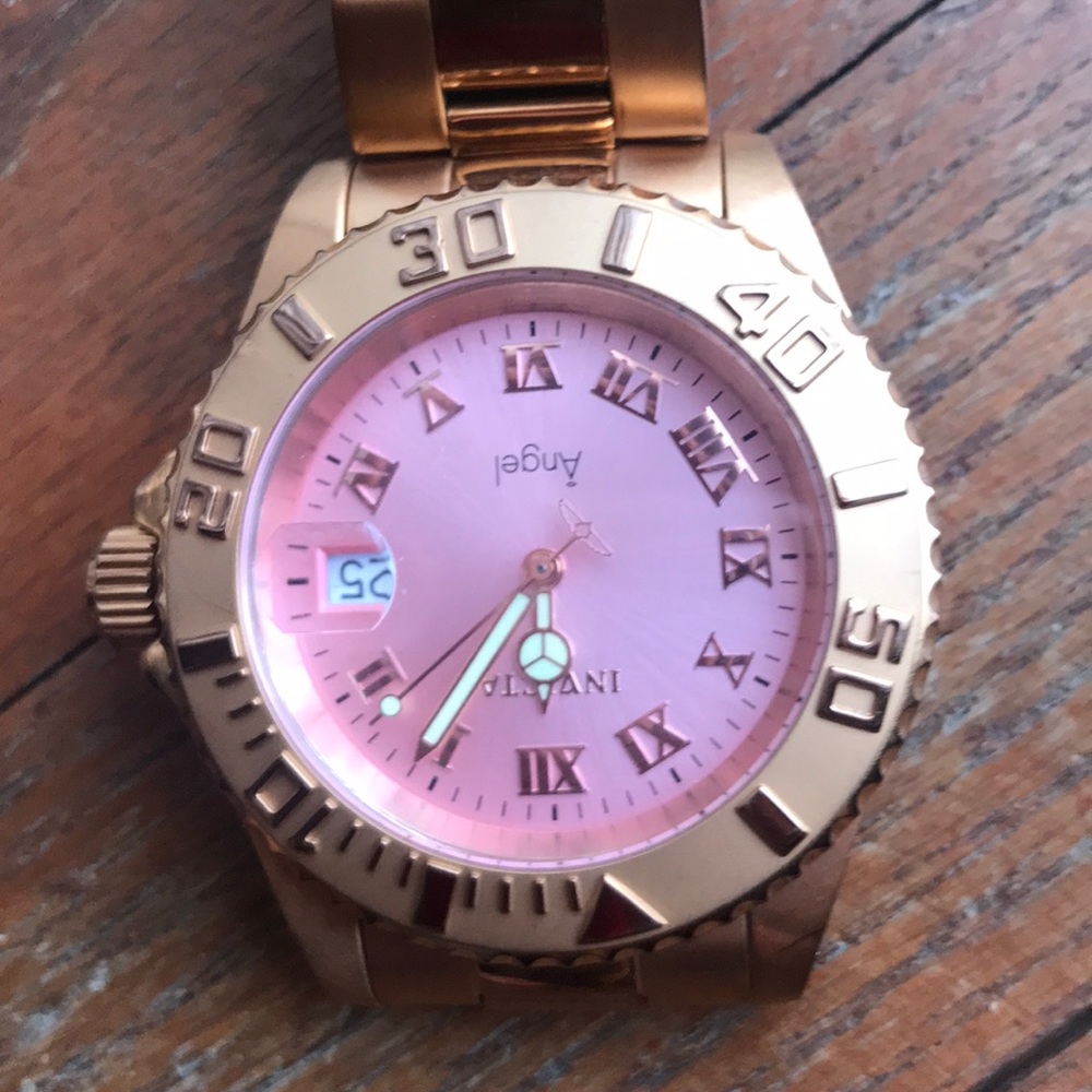 Watch - Picture 2 of 3